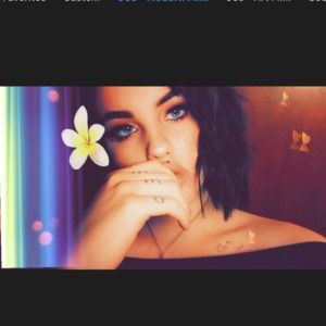 Meet your Posher, Kayla